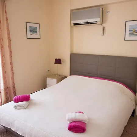 One-Bedroom Apartment-Paleo Faliro *